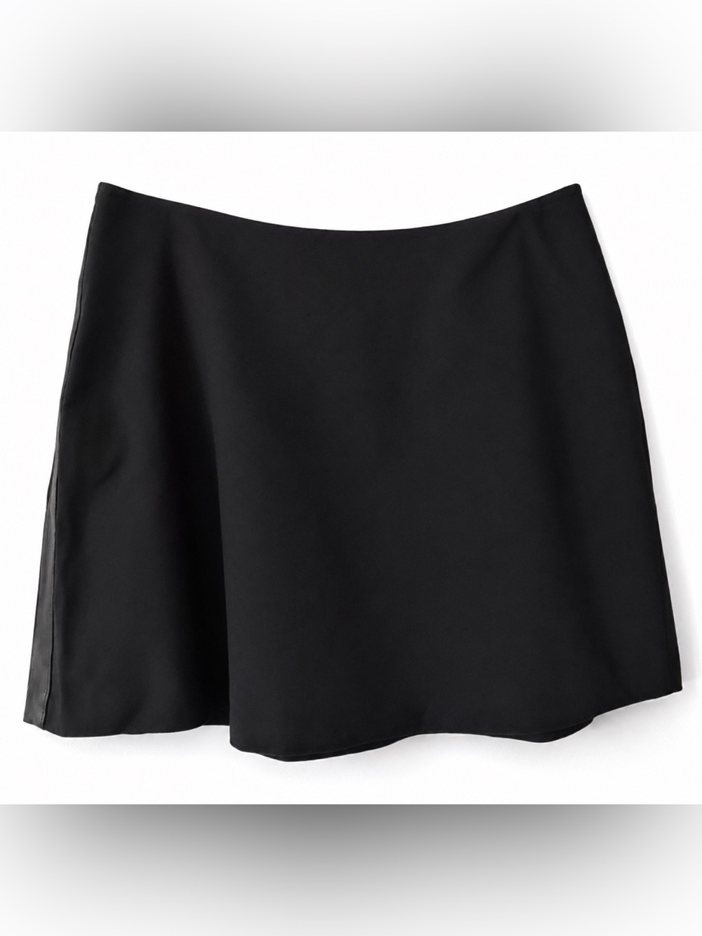 Le Château Black Satin Mini Skirt Size 7 Made in Canada A-Line Sleek Minimalist